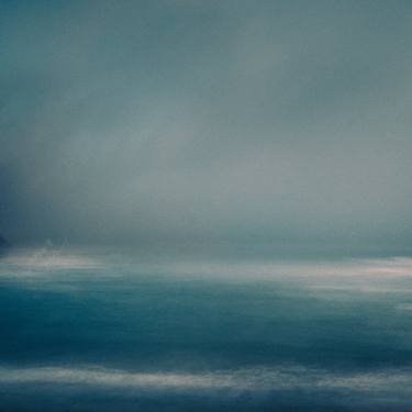 Original Fine Art Seascape Photography by Raúl Bartolomé