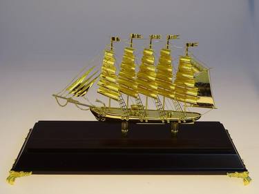 9999 Fine Gold Plated Sailboat Sculpture Decor (24 Karat Gold Limited Edition M) thumb
