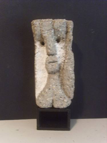 Original Minimalism Women Sculpture by Roberto Falca Mulet