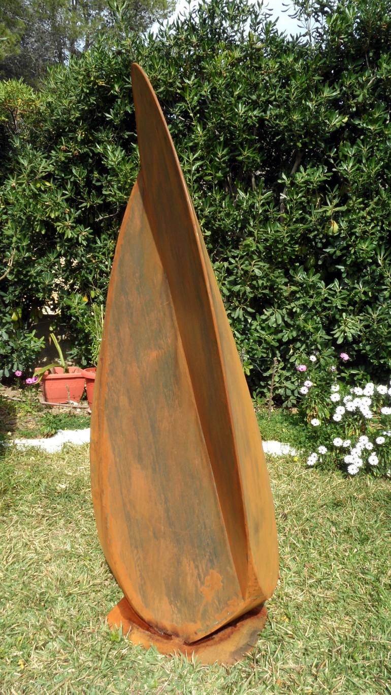 Original Minimalism Geometric Sculpture by Joan Barrantes