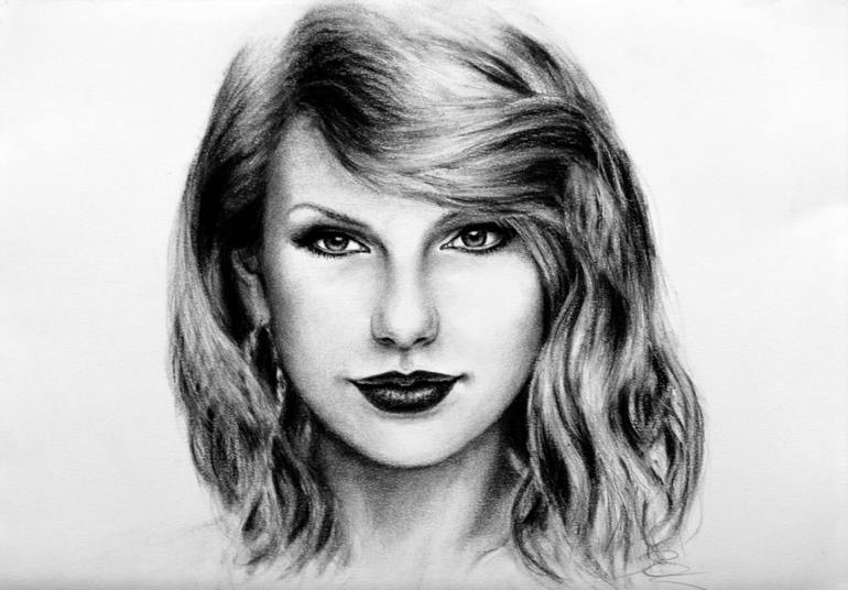 Drawing Taylor Swift, Realistic Portrait Sketch