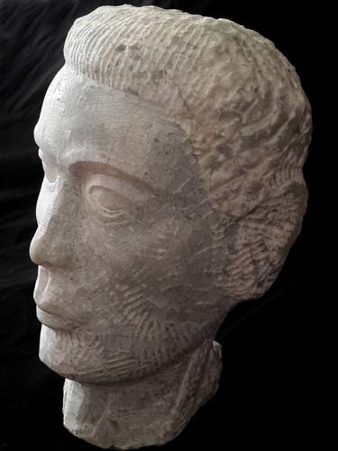 marble bust thumb