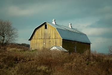 Aged Barn Along the NY Road thumb