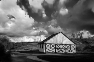 Aging Barn in the Morning Sun in Black and White thumb