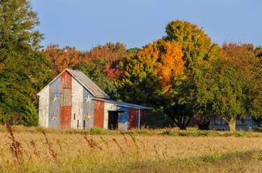 Patriotic Barn in Field Rural Landscape Photo thumb