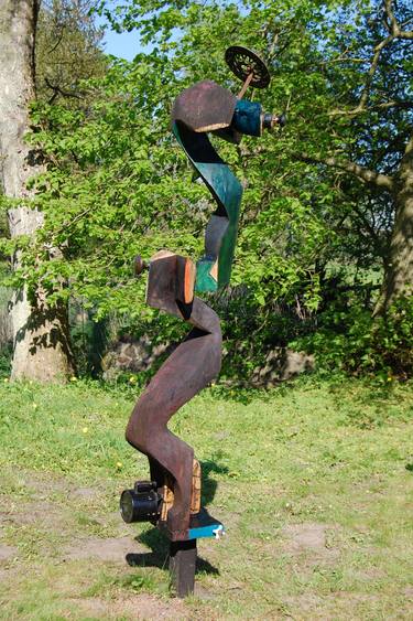 Original Cubism Abstract Sculpture by Thomas Reich