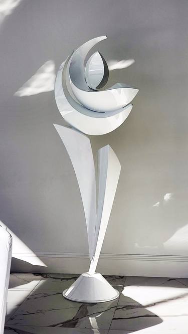 Original Minimalism Abstract Sculpture by lyle london