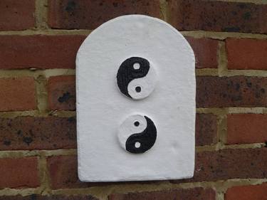 Yin Yang thumb