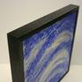 Showing black floating frame