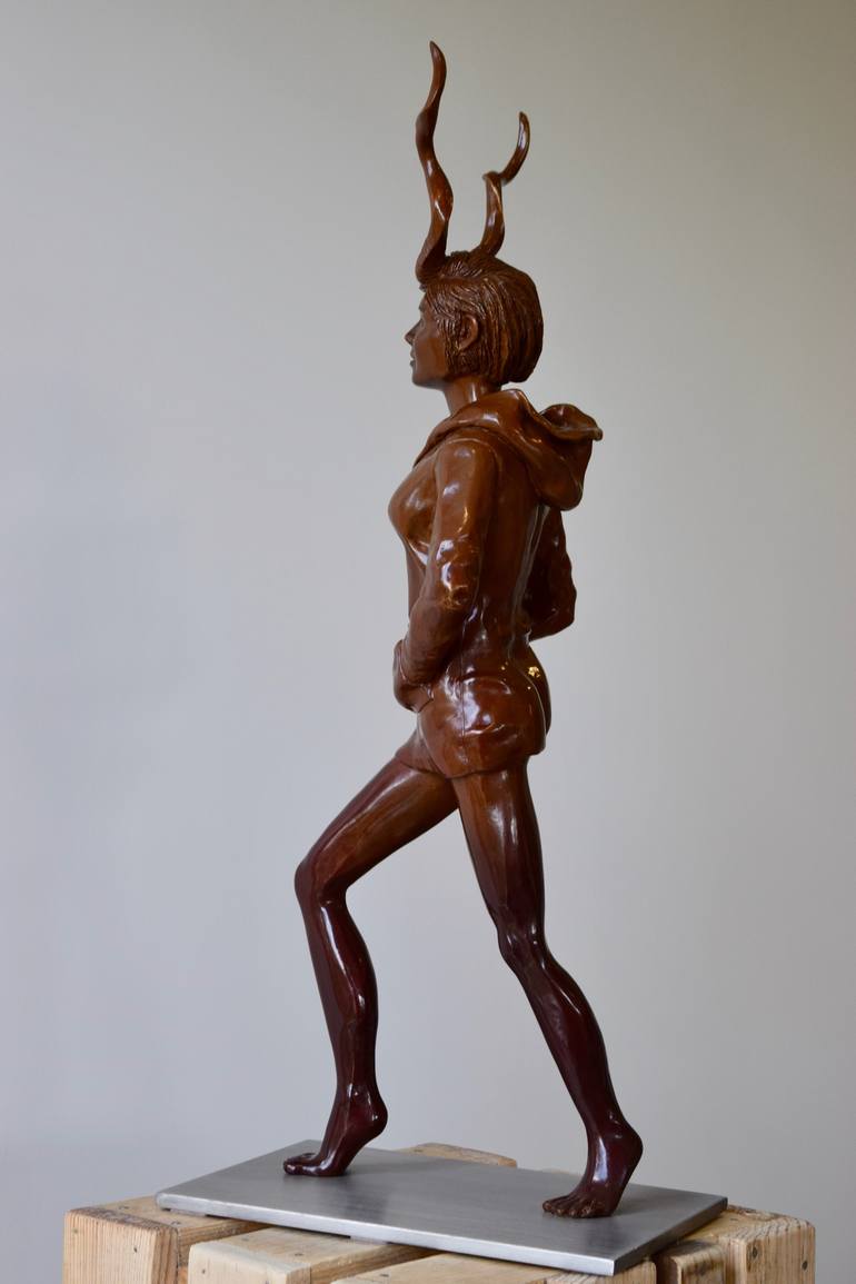 Original Figurative Women Sculpture by Alonso Alvarez