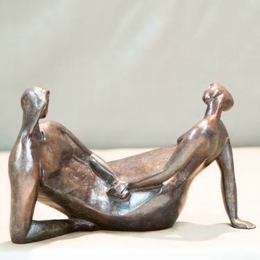 Original Figurative Love Sculpture by Natacha MONDON