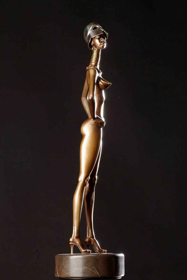Original Figurative Women Sculpture by Krasimir Krastev
