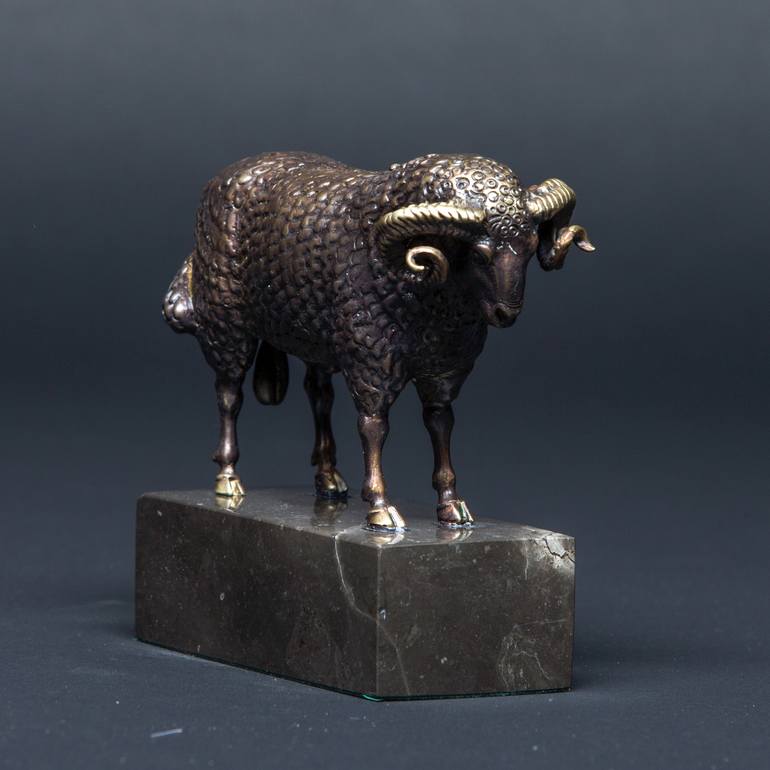 Original Realism Animal Sculpture by Krasimir Krastev