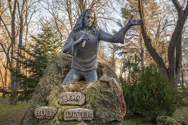 Ronnie James Dio Monument thumb