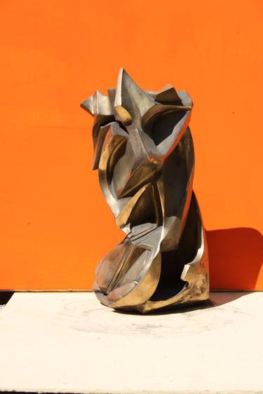 Manly Head (Sculpture in bronze-Height 19.6 inches / 50 centimeters) 2012 thumb
