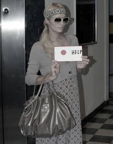 Paris Hilton Japan 2011 - Limited Edition  1/25 thumb