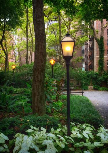 Sunday in the Park: Streetlamp Series - Limited Edition 1 of 10 thumb