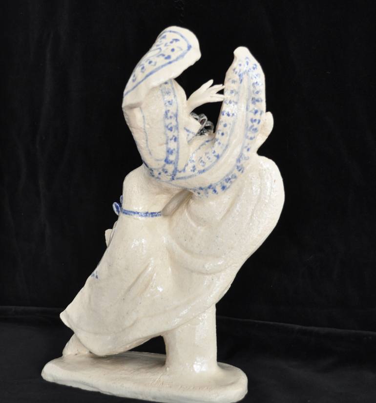 Original Figurative Body Sculpture by Yun Xie