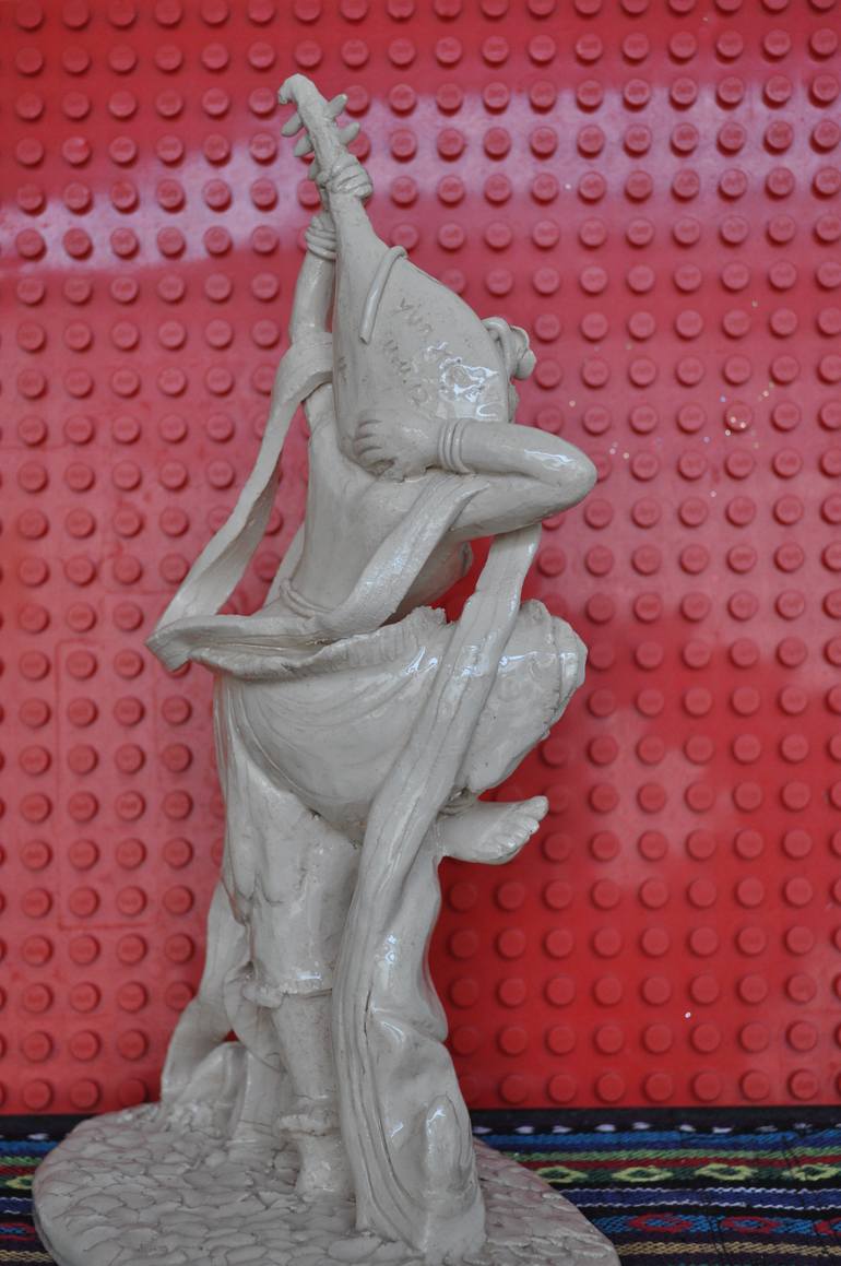 Original Figurative Body Sculpture by Yun Xie