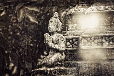 The Praying Khmer Statue thumb