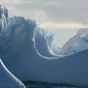 Collection Blue Stripes: Antarctic Icebergs