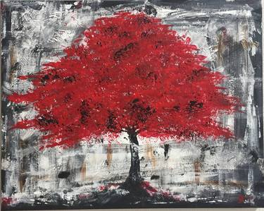 Lone red tree thumb