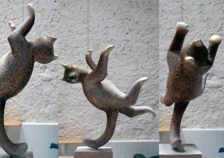 Original Contemporary Animal Sculpture by Claude Feuillet
