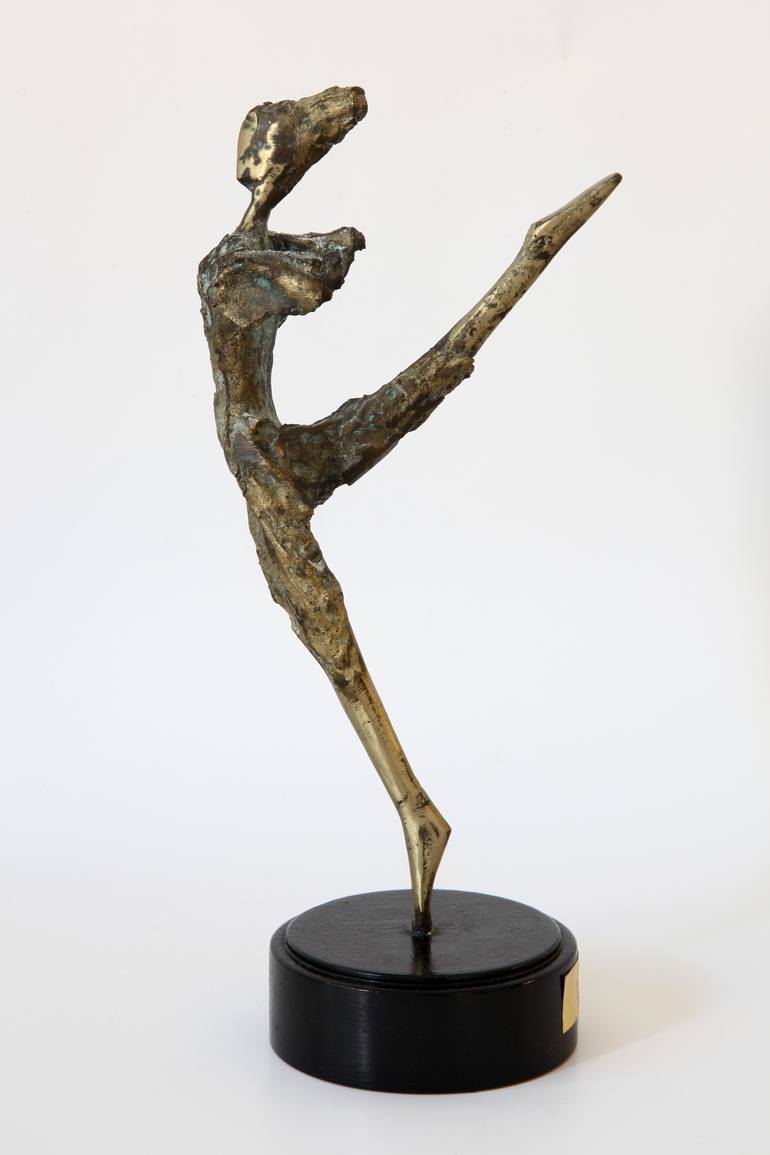 Original Figurative Body Sculpture by Rossen Stanoev