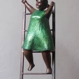 Tereza in the Stair by Haydeé Arias by gallery milenART