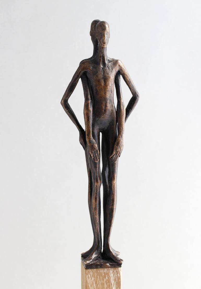 Original Figurative People Sculpture by Sergio Burcialo