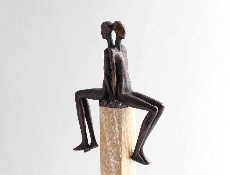 Original Figurative People Sculpture by Sergio Burcialo