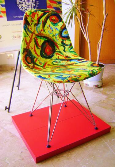 "The artist's chair" thumb