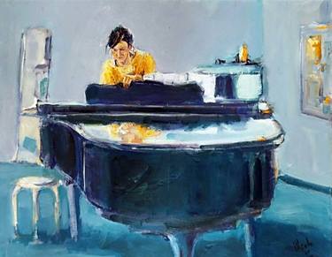 Woman at the piano thumb