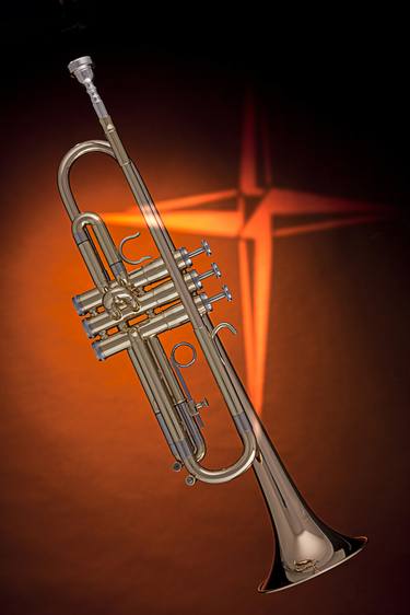 Gold Trumpet with Cross on Gold 5547.01 - Limited Edition 2 of 10 thumb