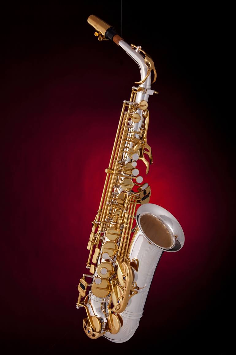 red alto saxophone