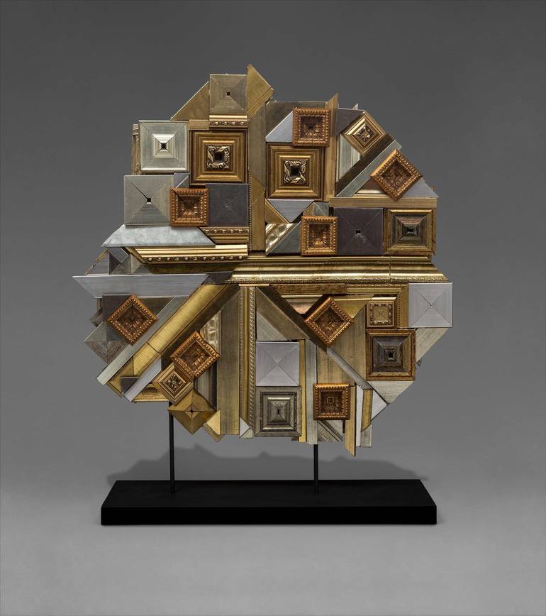 Original geometric Abstract Sculpture by Amelia Errazuriz T