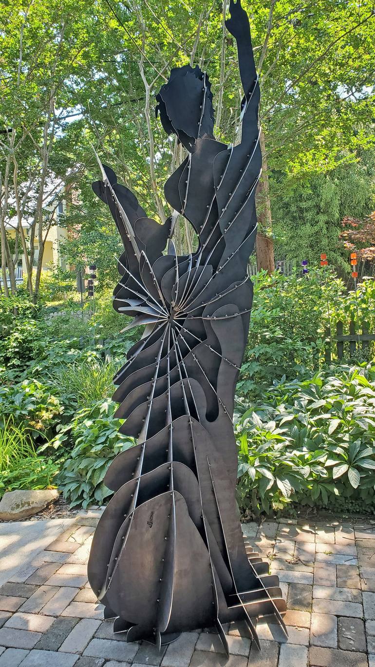 Original Women Sculpture by Jackie Braitman