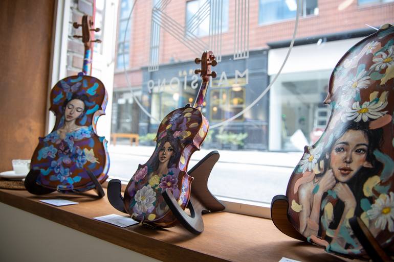 Original Figurative People Sculpture by Eury Kim