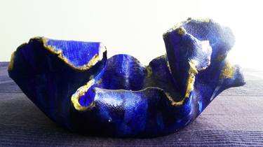 Blue Wave vase thumb