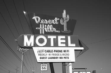 Route 66 - Desert Hills Motel 2012 BW thumb