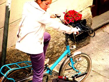 Italian girl on bicycle thumb