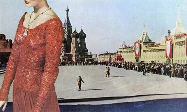 Lady in Red Square thumb