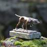 On Point
Hungariarian Vizsla miniature bronze statue on green granit pedestal.