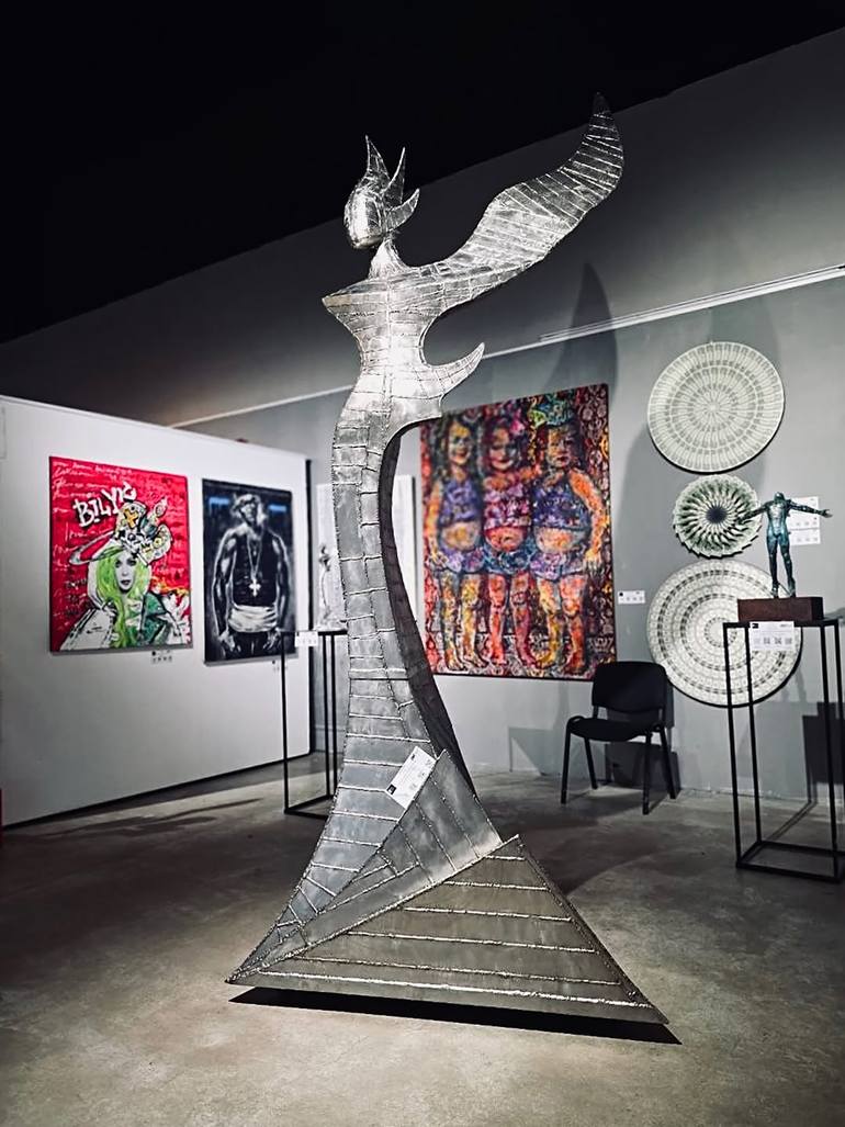 Original Conceptual Women Sculpture by Astian Rey