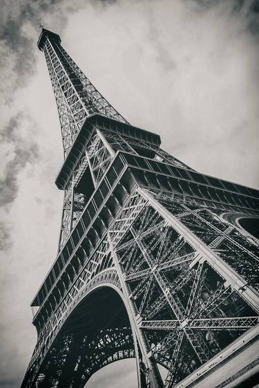 Eiffel Tower thumb