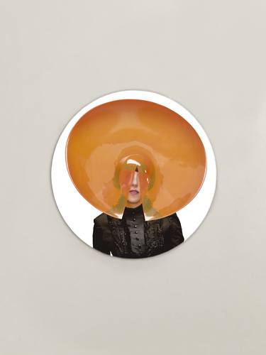 Isabella Blow Circular disk mounted in plexiglass - Limited Edition 1 of 20 thumb