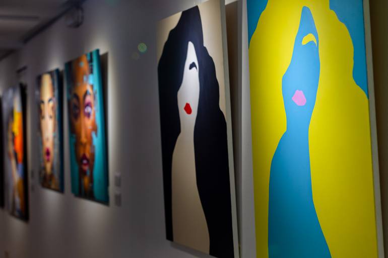 Original Minimalism Women Painting by Daniel Kozeletckiy
