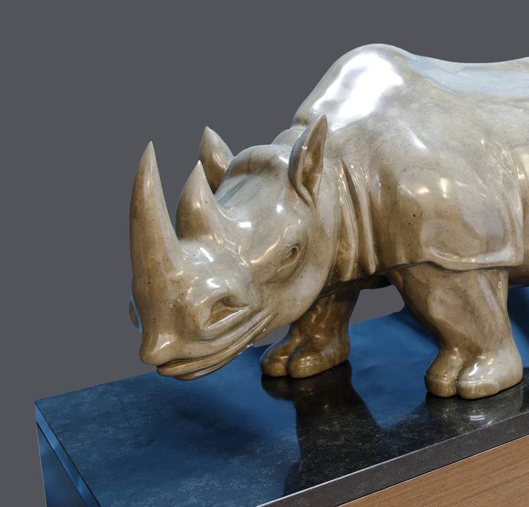 Original Figurative Animal Sculpture by Gustavo Fernandes