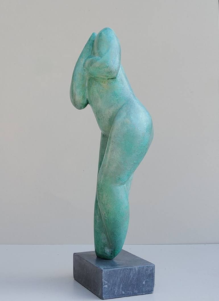 Original Figurative Women Sculpture by Hanneke Pereboom