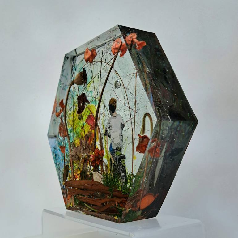 Original Figurative Botanic Sculpture by Hanneke Pereboom